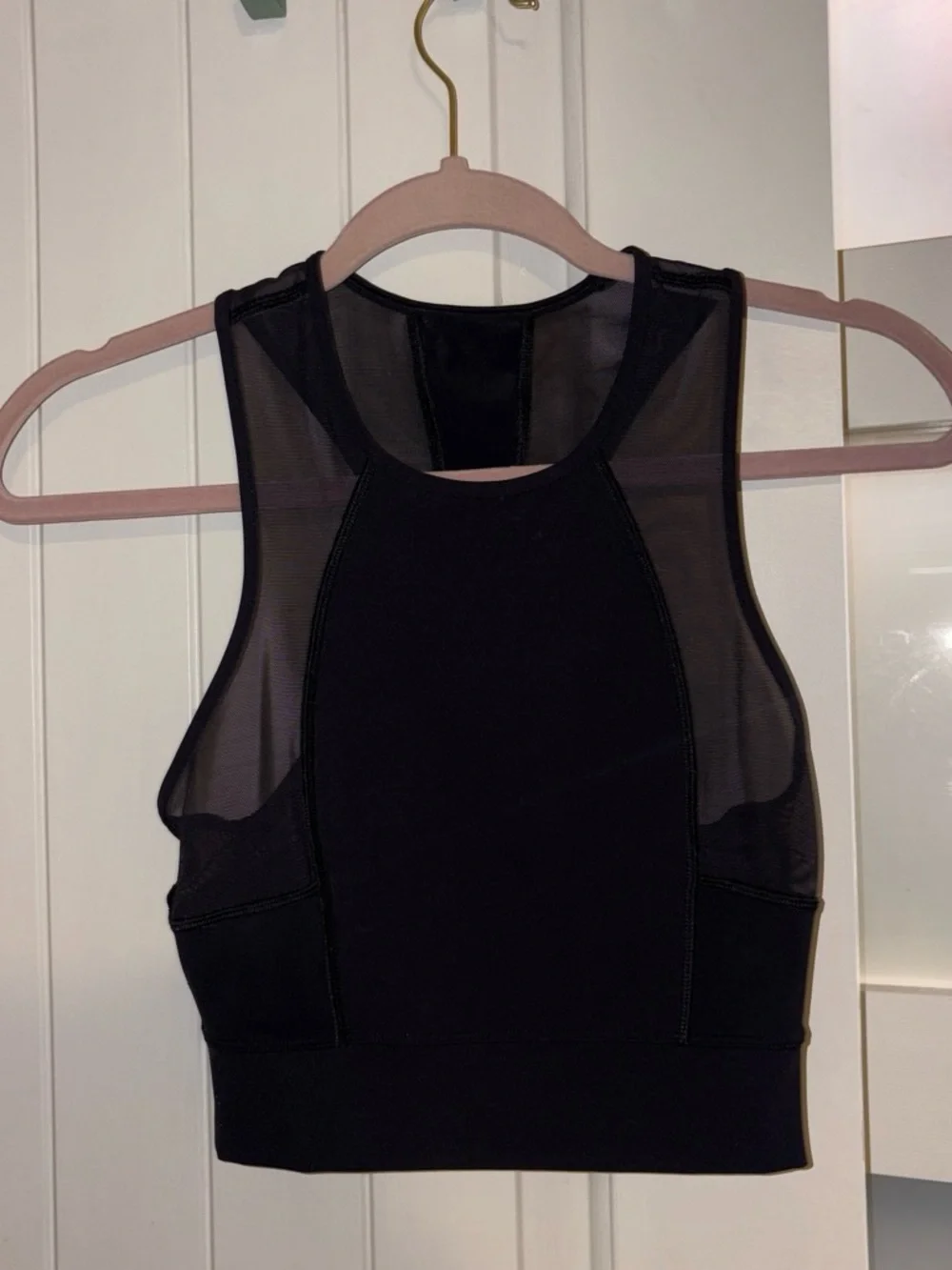 Lululemon Black Mesh Panel Crop Tank/Sports bra